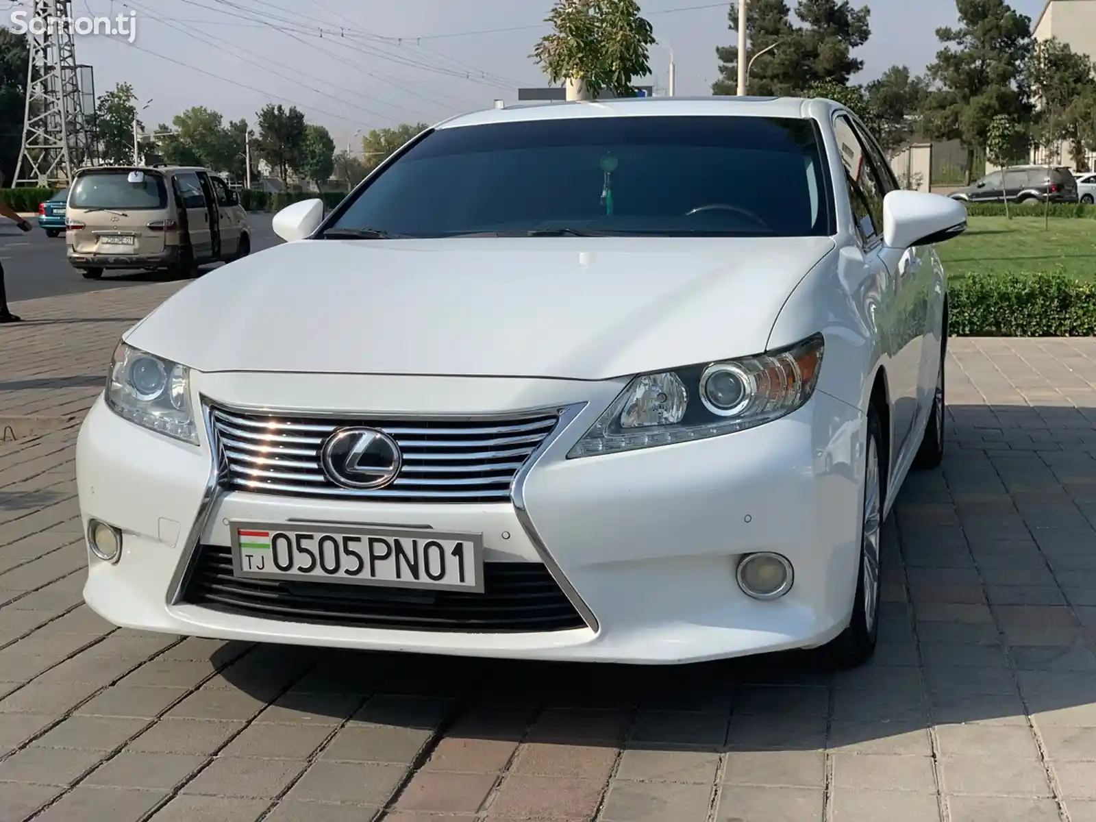 Lexus ES series, 2014-1