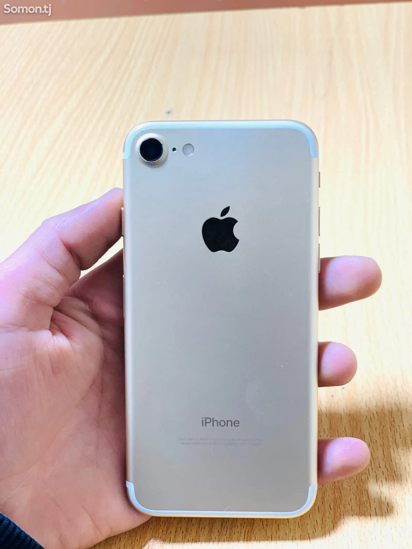 Apple iPhone 7, 32 gb-1