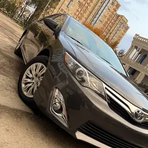 Toyota Camry, 2014