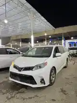 Toyota Sienna, 2015-2