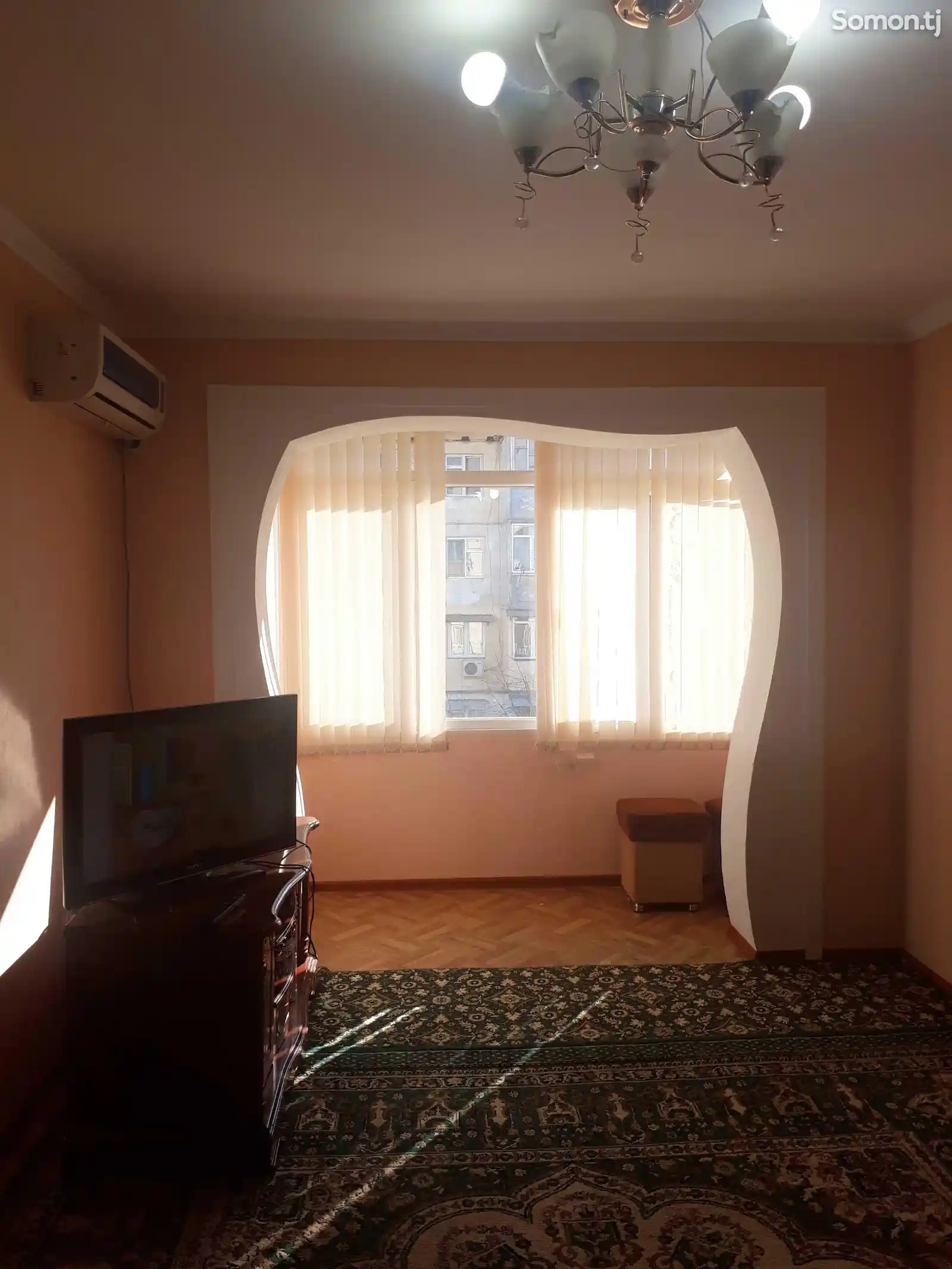 2-комн. квартира, 3 этаж, 70м², Универмаг-1