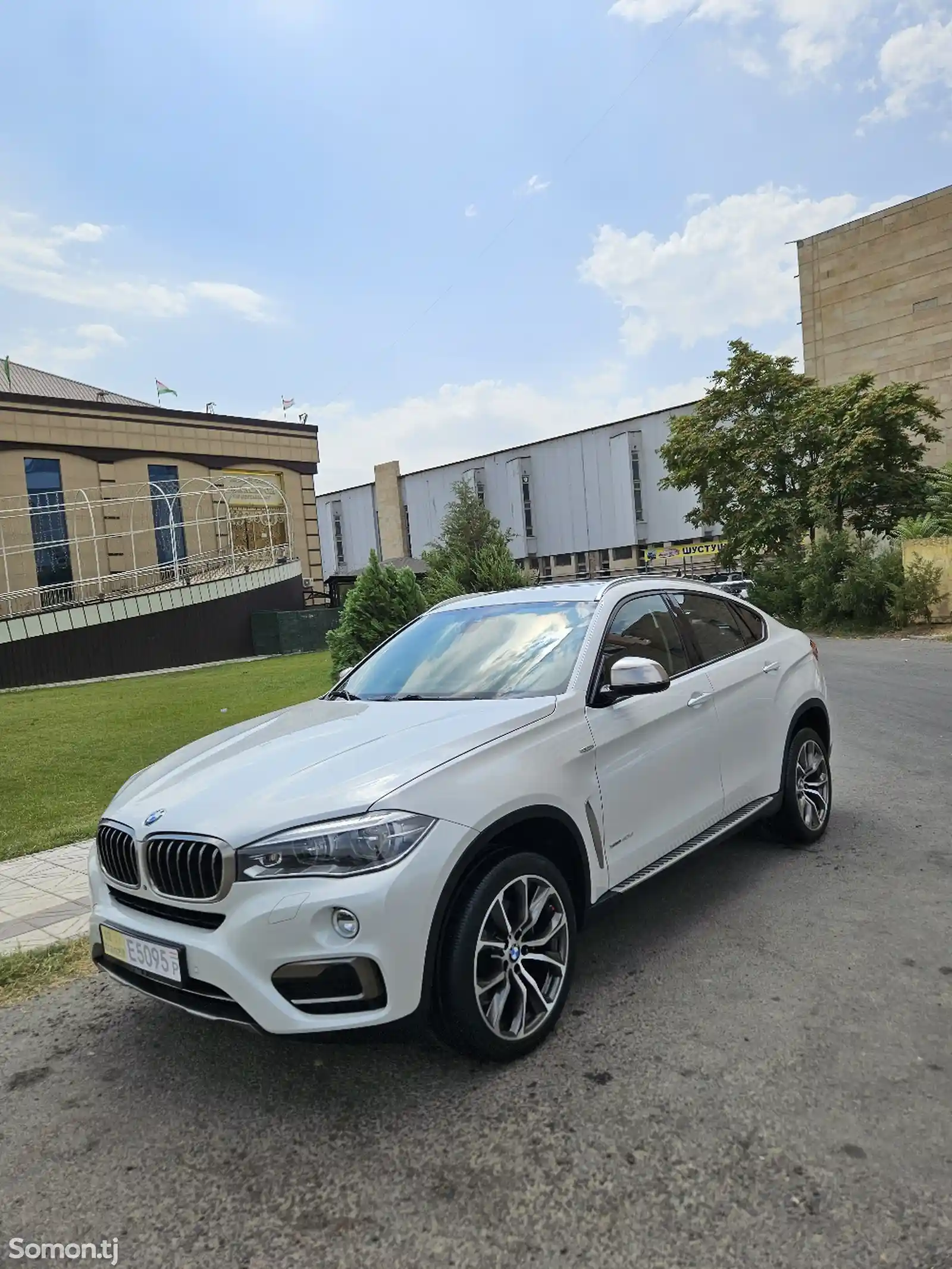 BMW X6, 2015-8