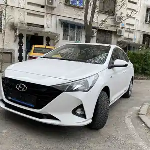 Hyundai Solaris, 2023