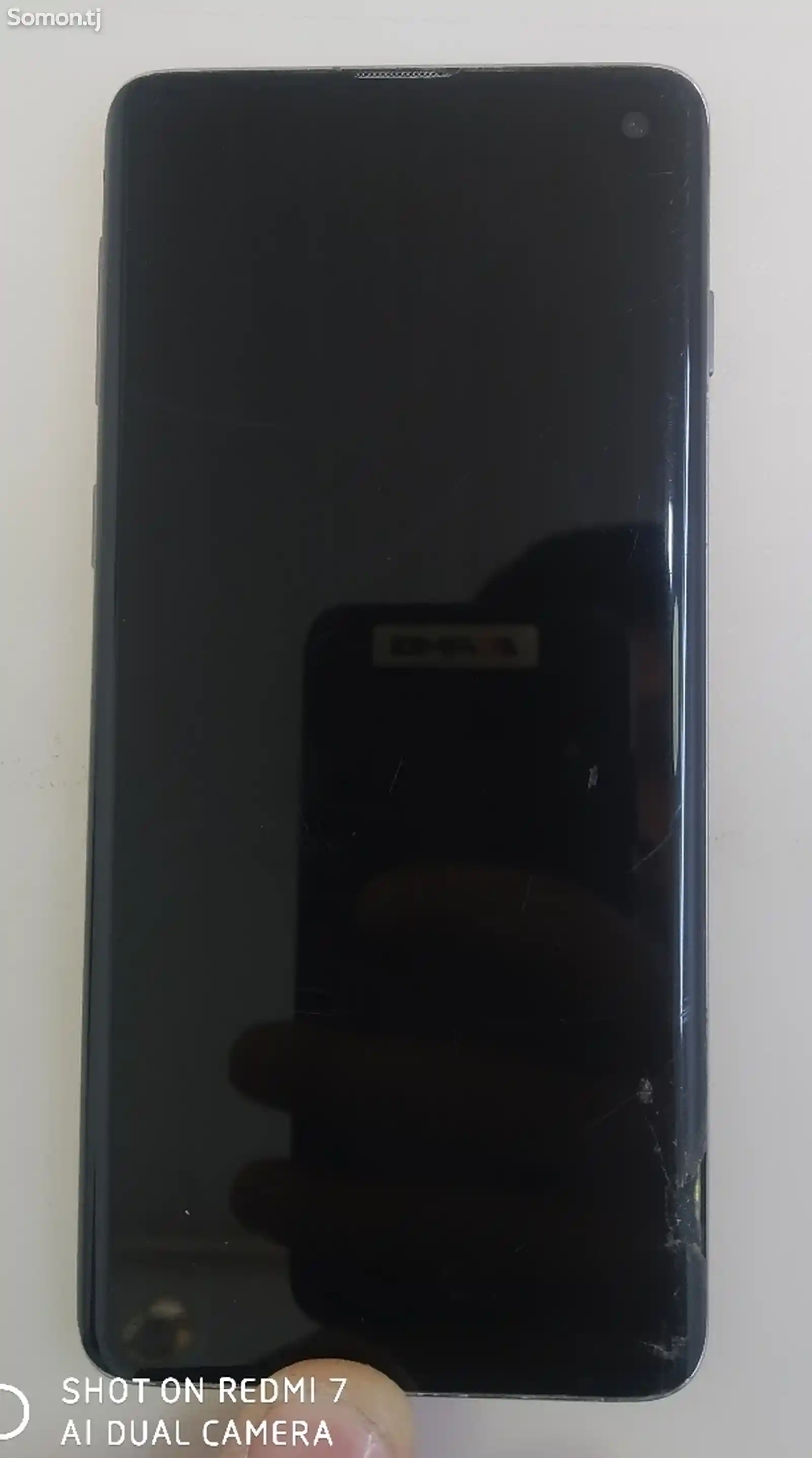 Samsung Galaxy S10 на запчасти-2