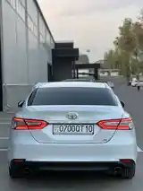 Toyota Camry, 2018-4