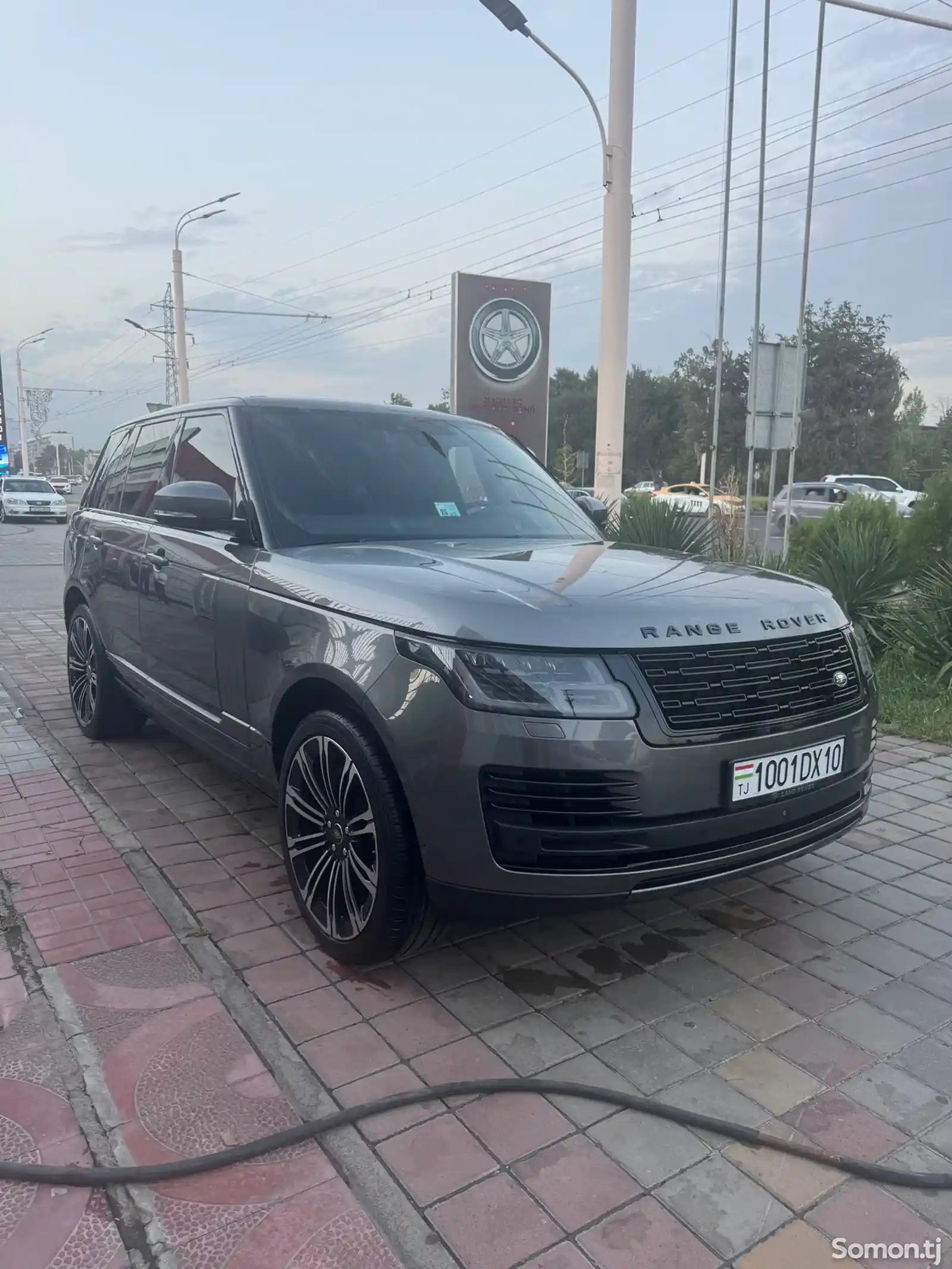 Land Rover Vogue, 2020-5