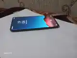 Телефон Xiaomi-8