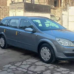 Opel Astra H, 2005