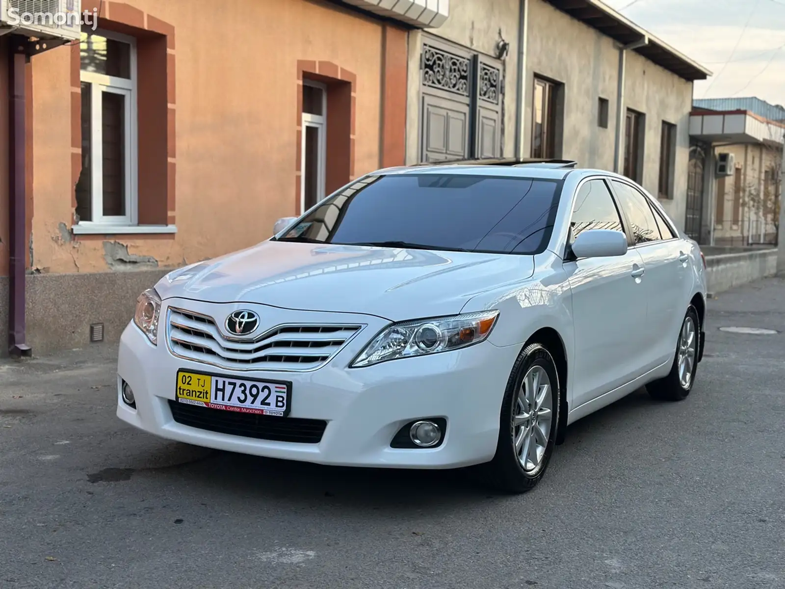 Toyota Camry, 2011-1