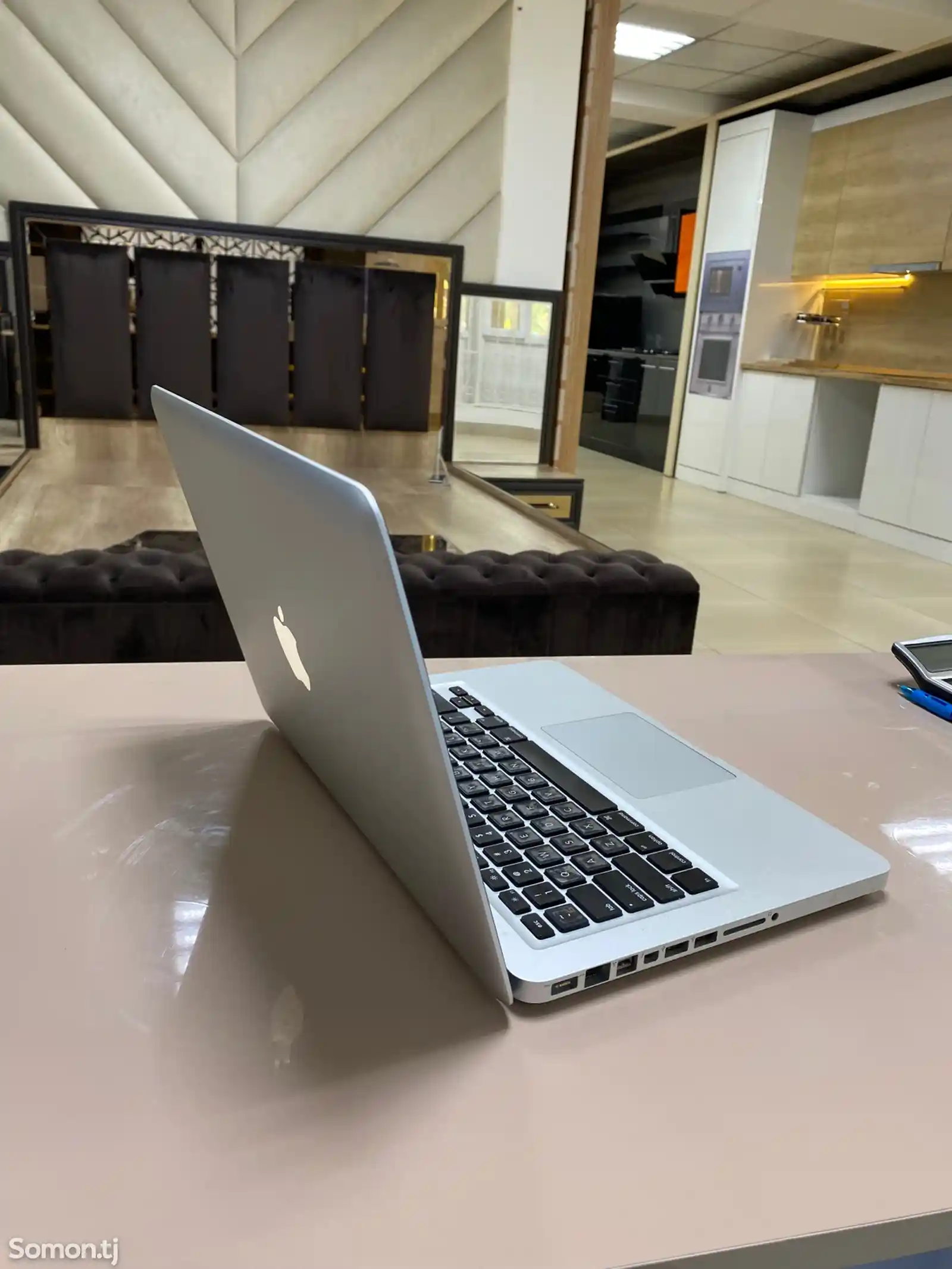 Ноутбук Apple MacBook Pro 2012-10