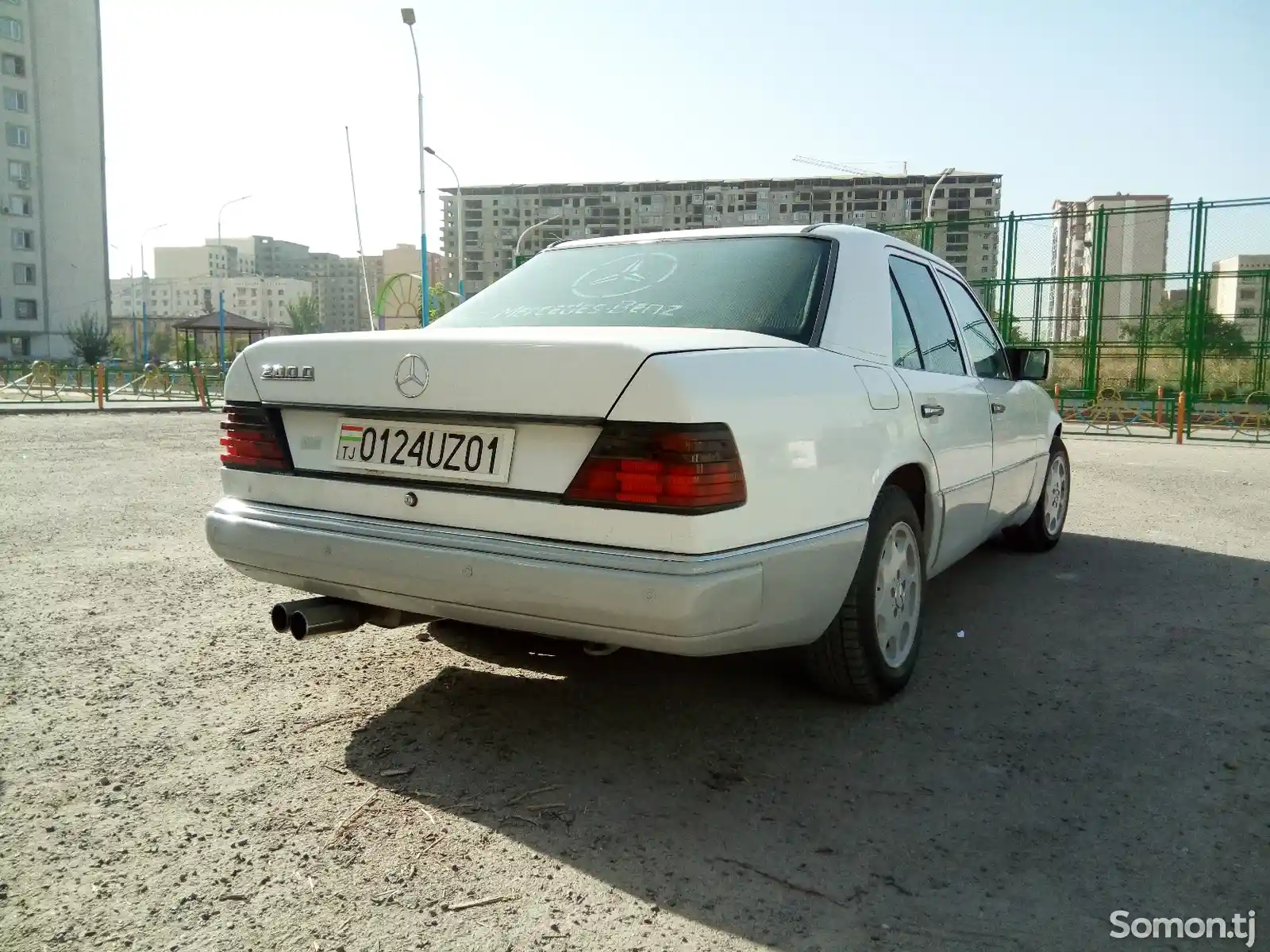 Mercedes-Benz W124, 1993-8