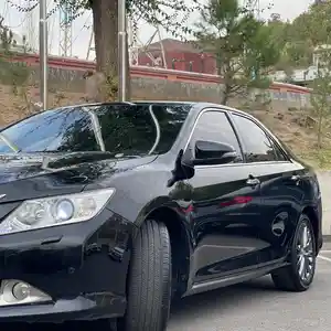 Toyota Camry, 2014