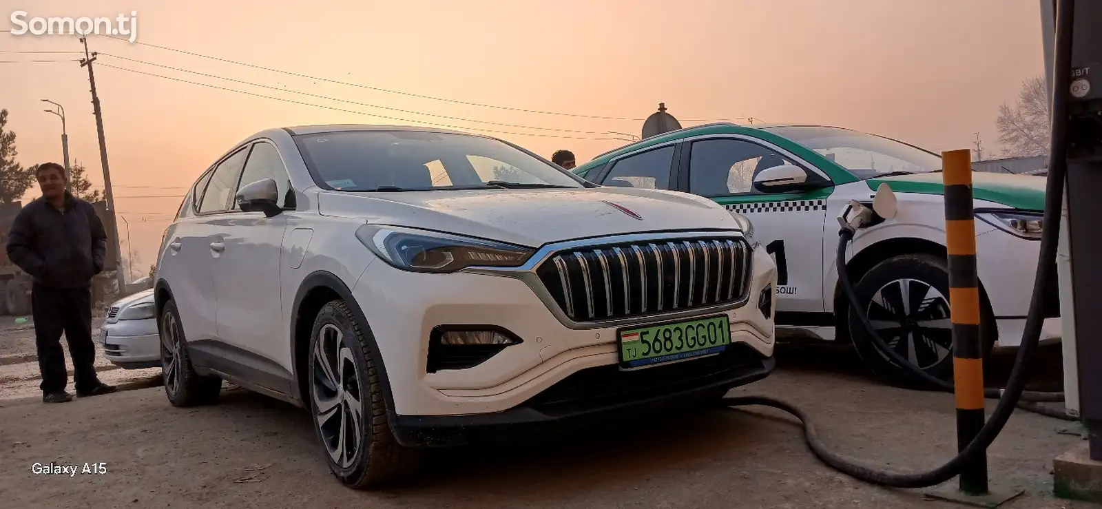 Hongqi E-HS3, 2019-1