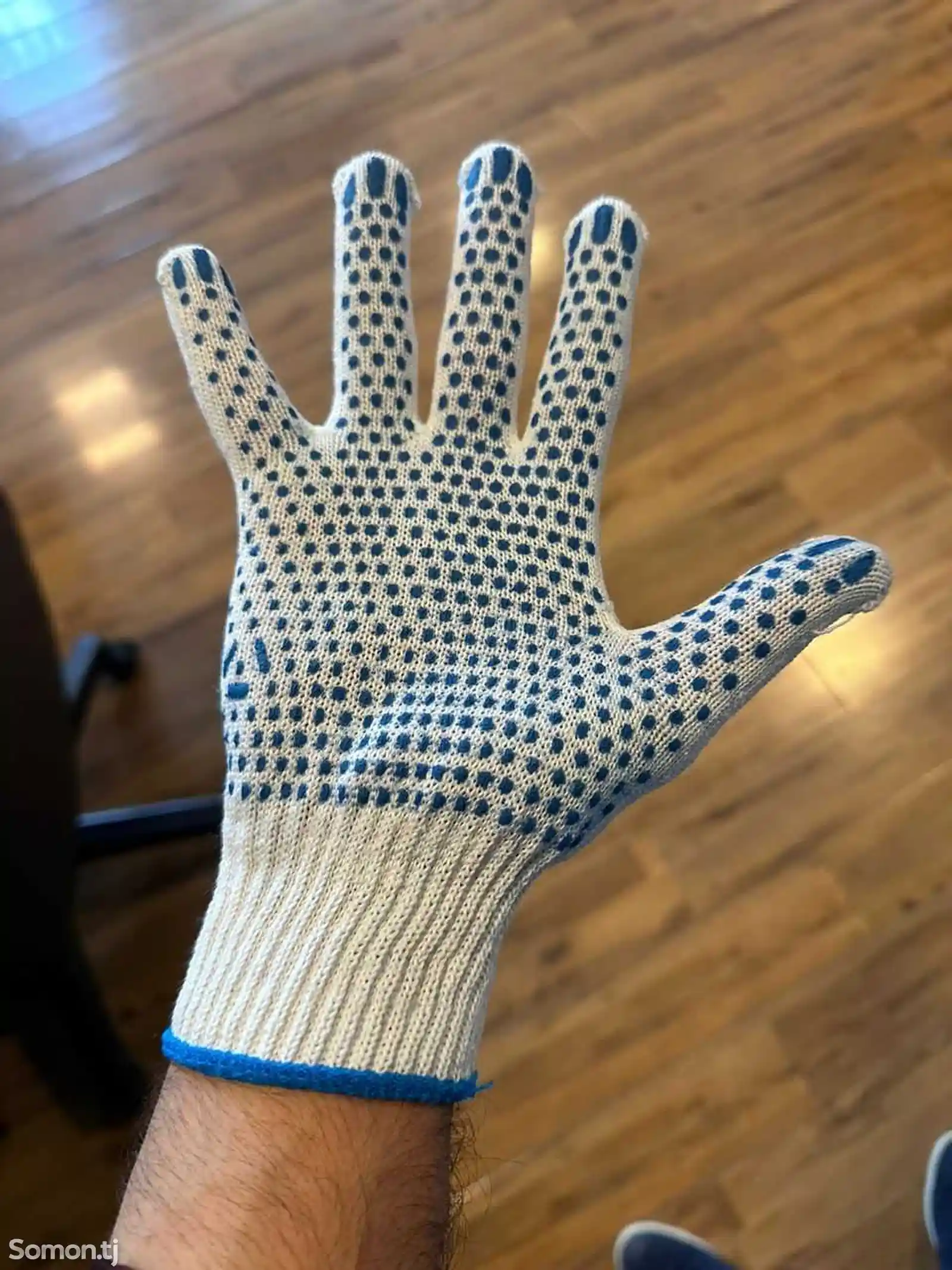 Защитите свои руки с профессиональными строительными перчатками-1