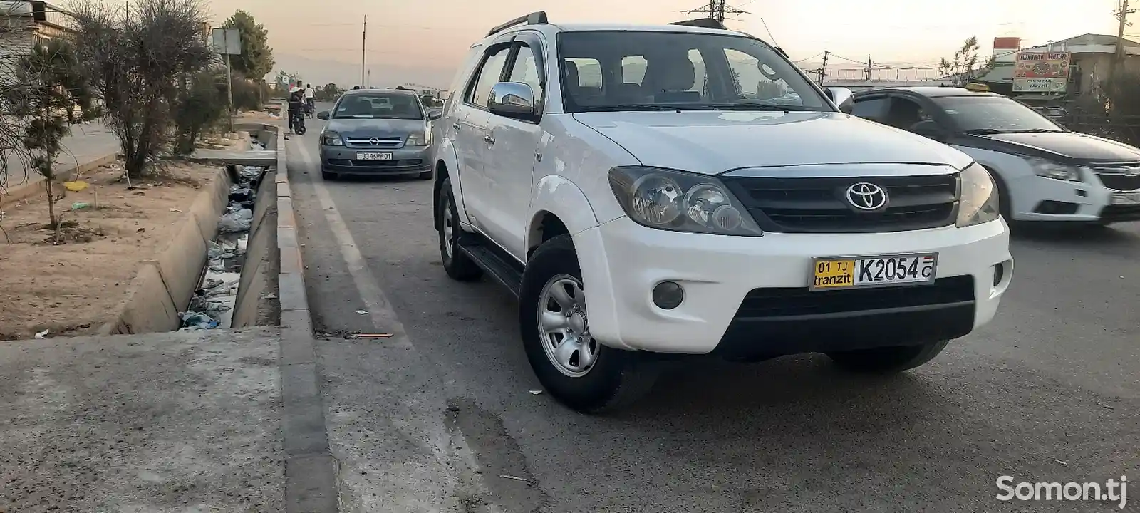 Toyota Fortuner, 2007-1