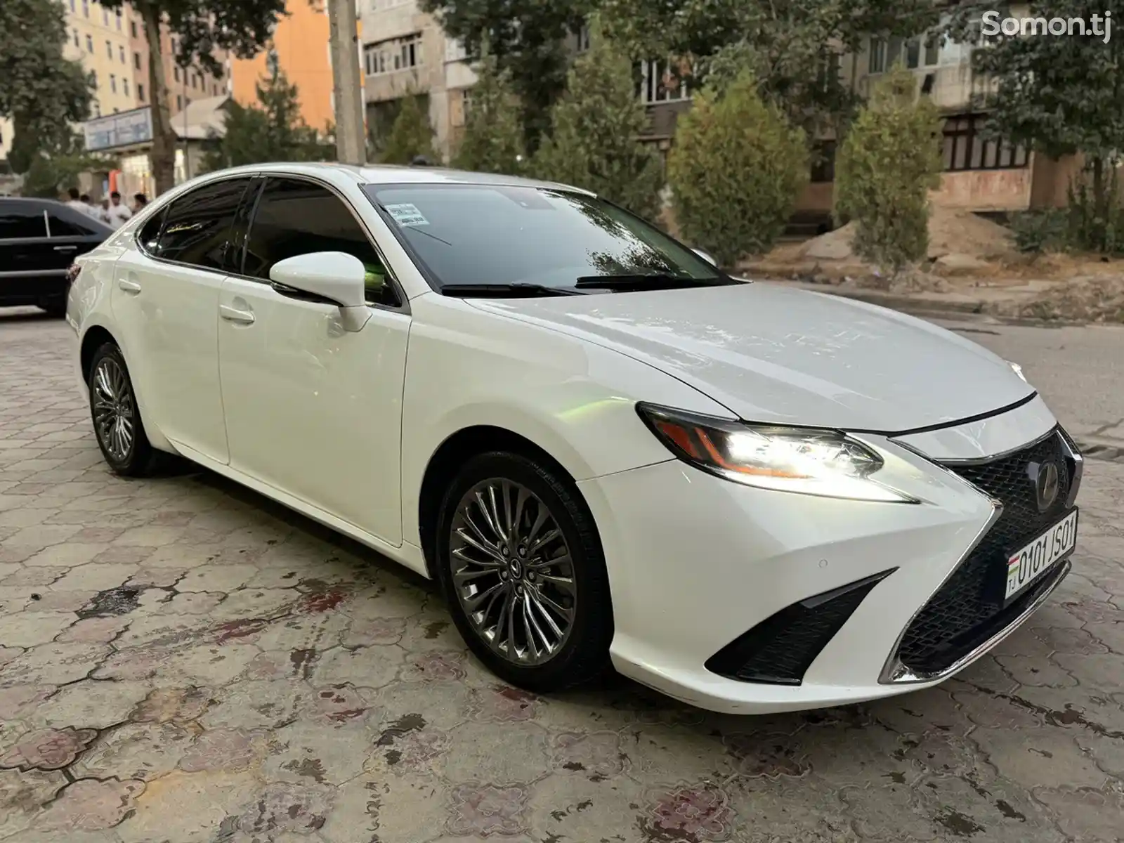 Lexus ES series, 2014-1