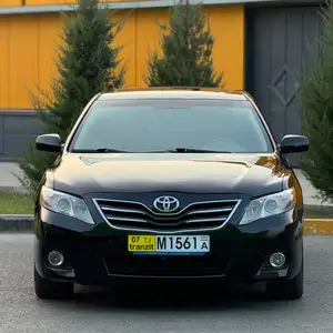 Toyota Camry, 2010