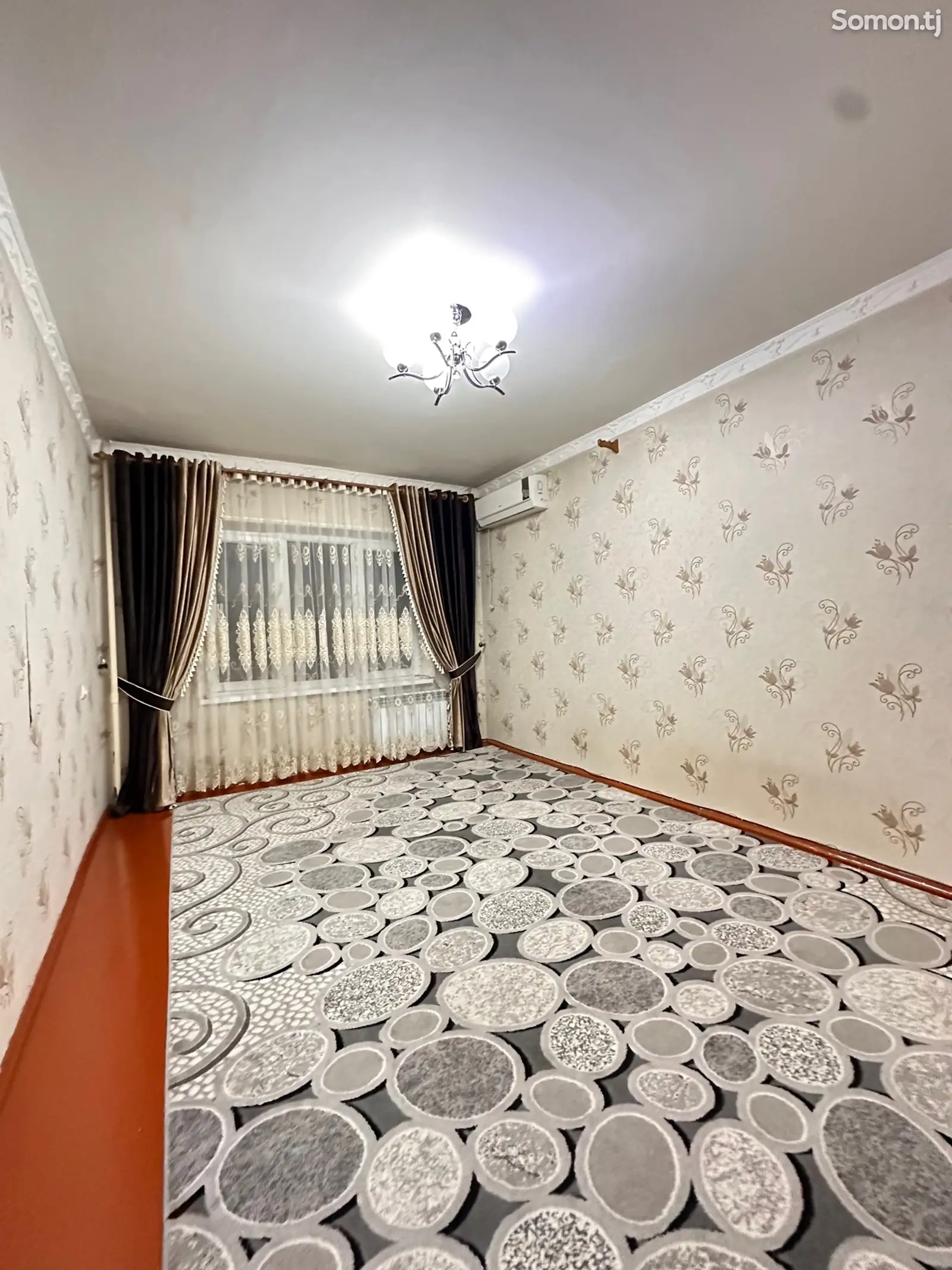 3-комн. квартира, 8 этаж, 70 м², Цирк-1