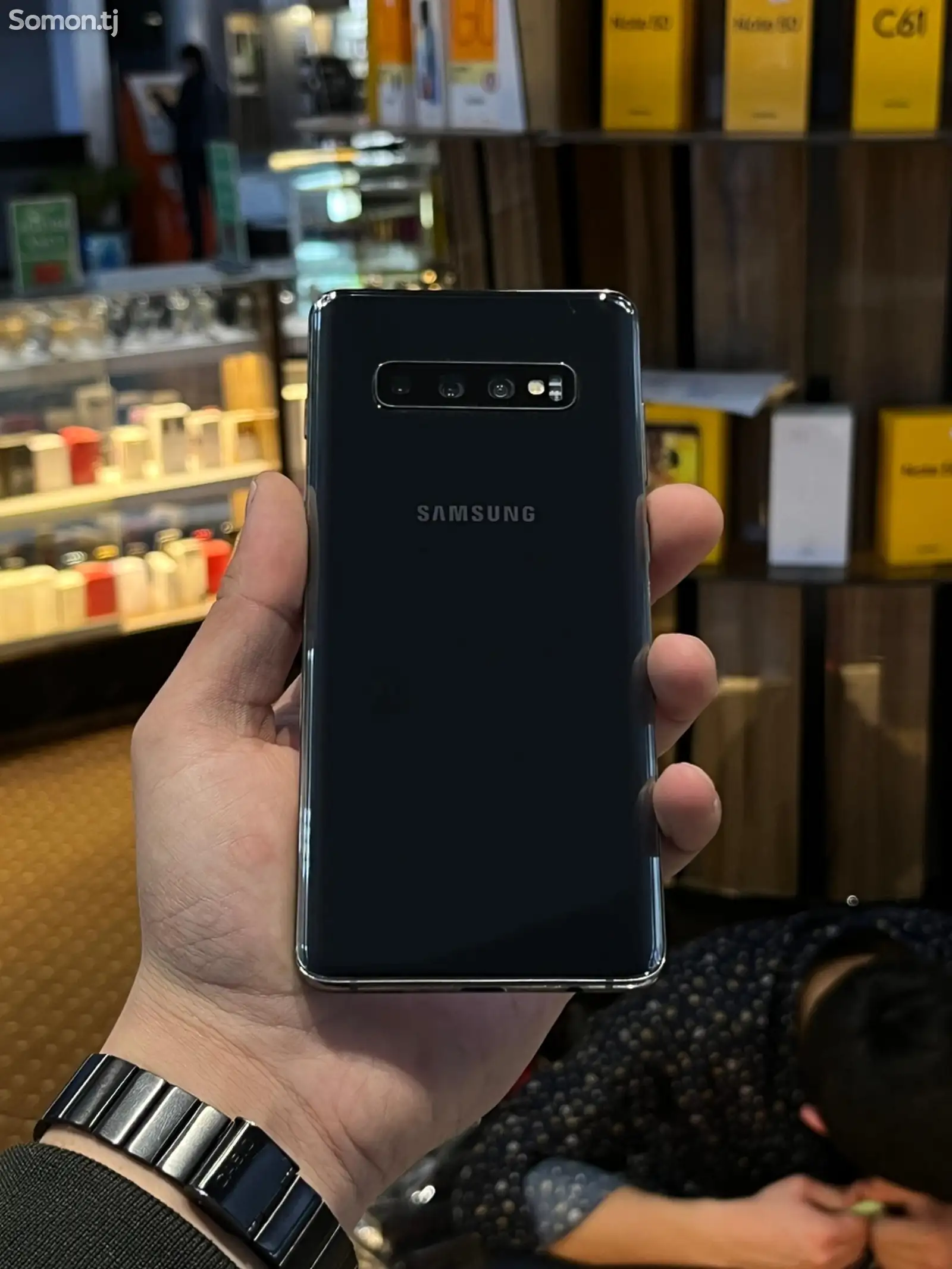 Samsung Galaxy S10+ 8/128gb-1