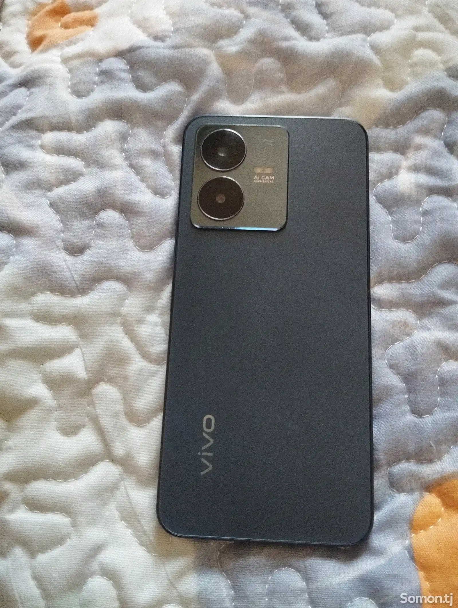 Vivo Y22 64Gb-1