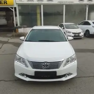 Toyota Camry, 2015