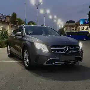 Mercedes-Benz GLA class, 2019