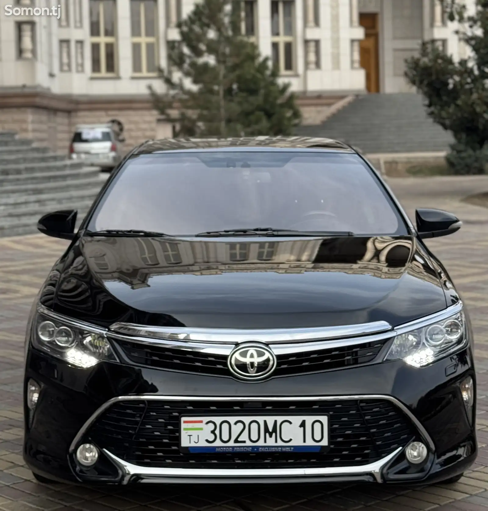 Toyota Camry, 2016-1