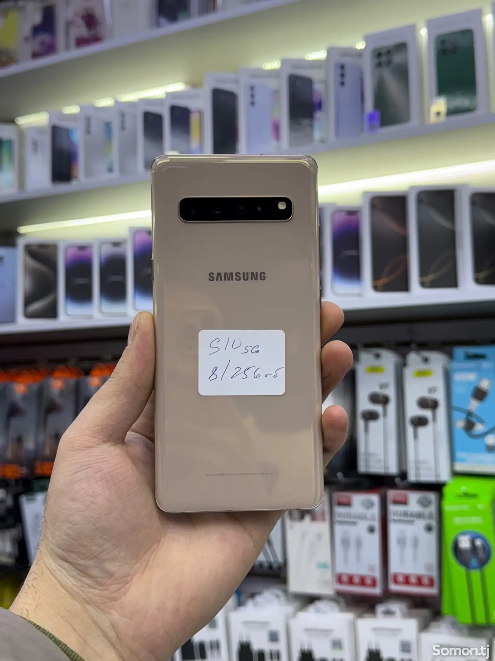 Samsung Galaxy S10 5G-1