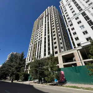 3-комн. квартира, 16 этаж, 133 м², Славянский Университет