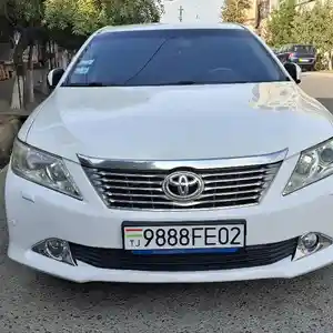 Toyota Camry, 2012