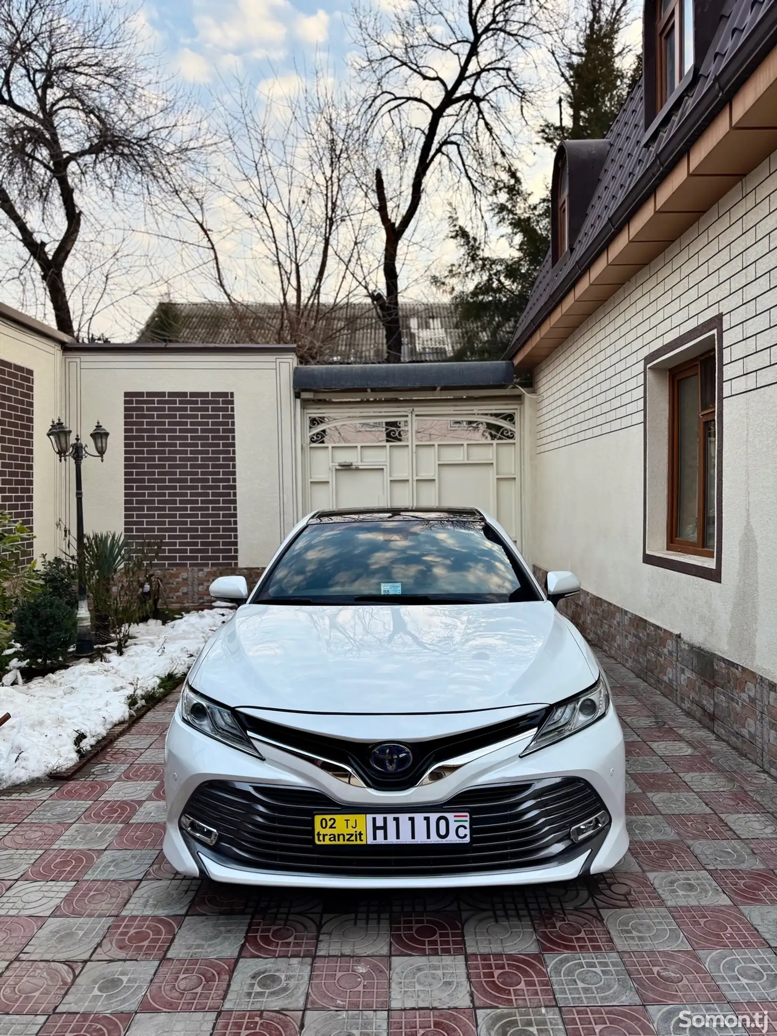 Toyota Camry, 2018-1