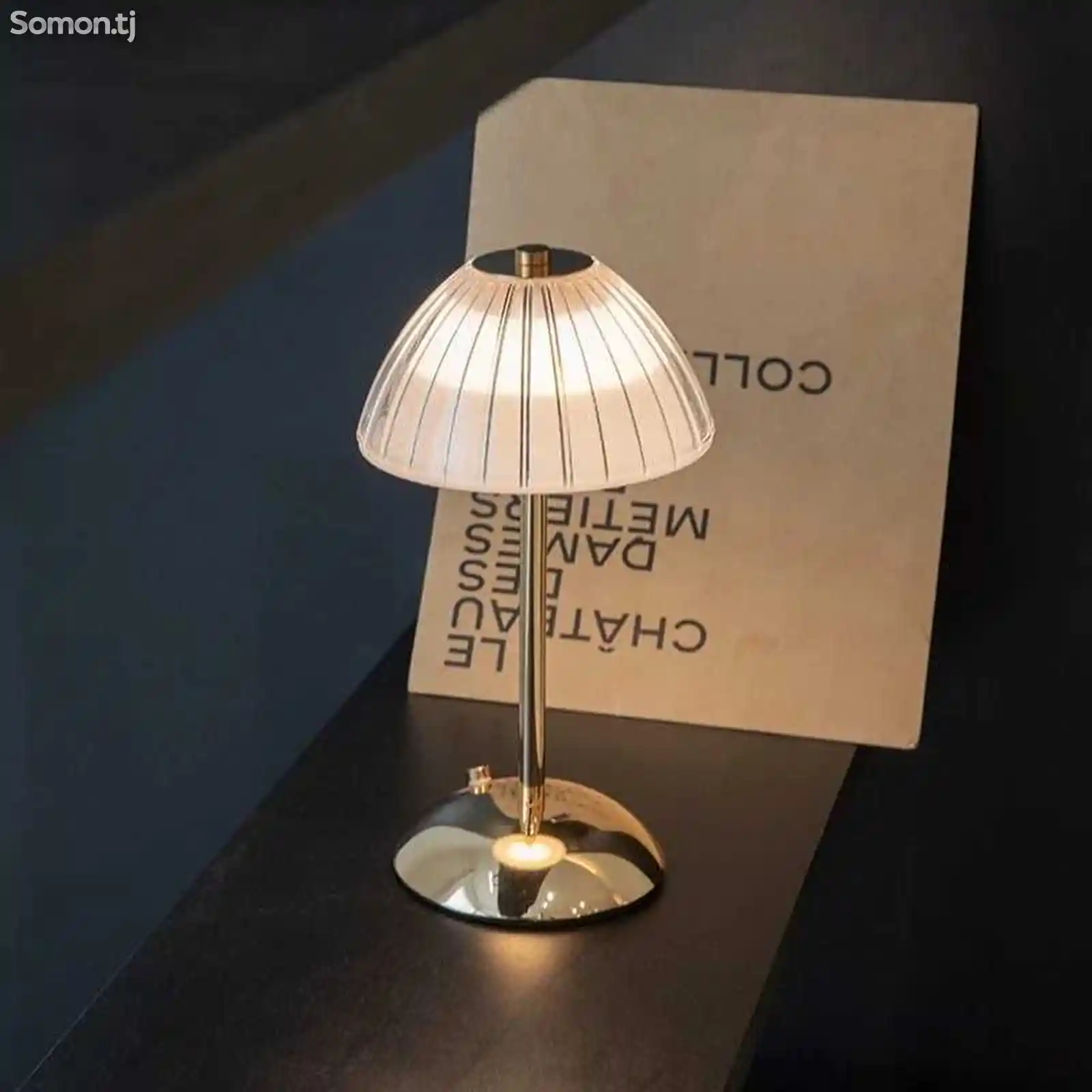 Светодиодная настольная лампа-5