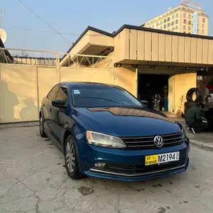 Volkswagen Jetta, 2015