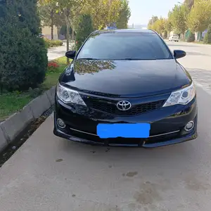 Toyota Camry, 2012