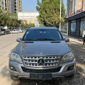 Mercedes-Benz ML class, 2009