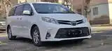 Toyota Sienna, 2014-2