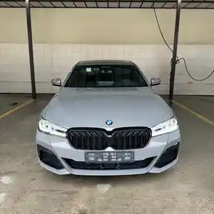 BMW 5 series, 2022