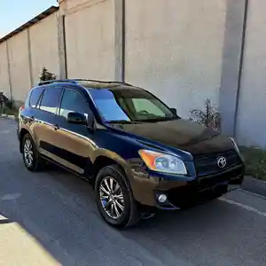 Toyota RAV 4, 2010