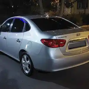 Hyundai Avante, 2008