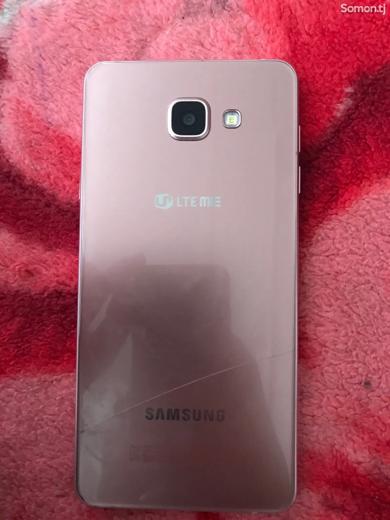 Samsung Galaxy A7-1