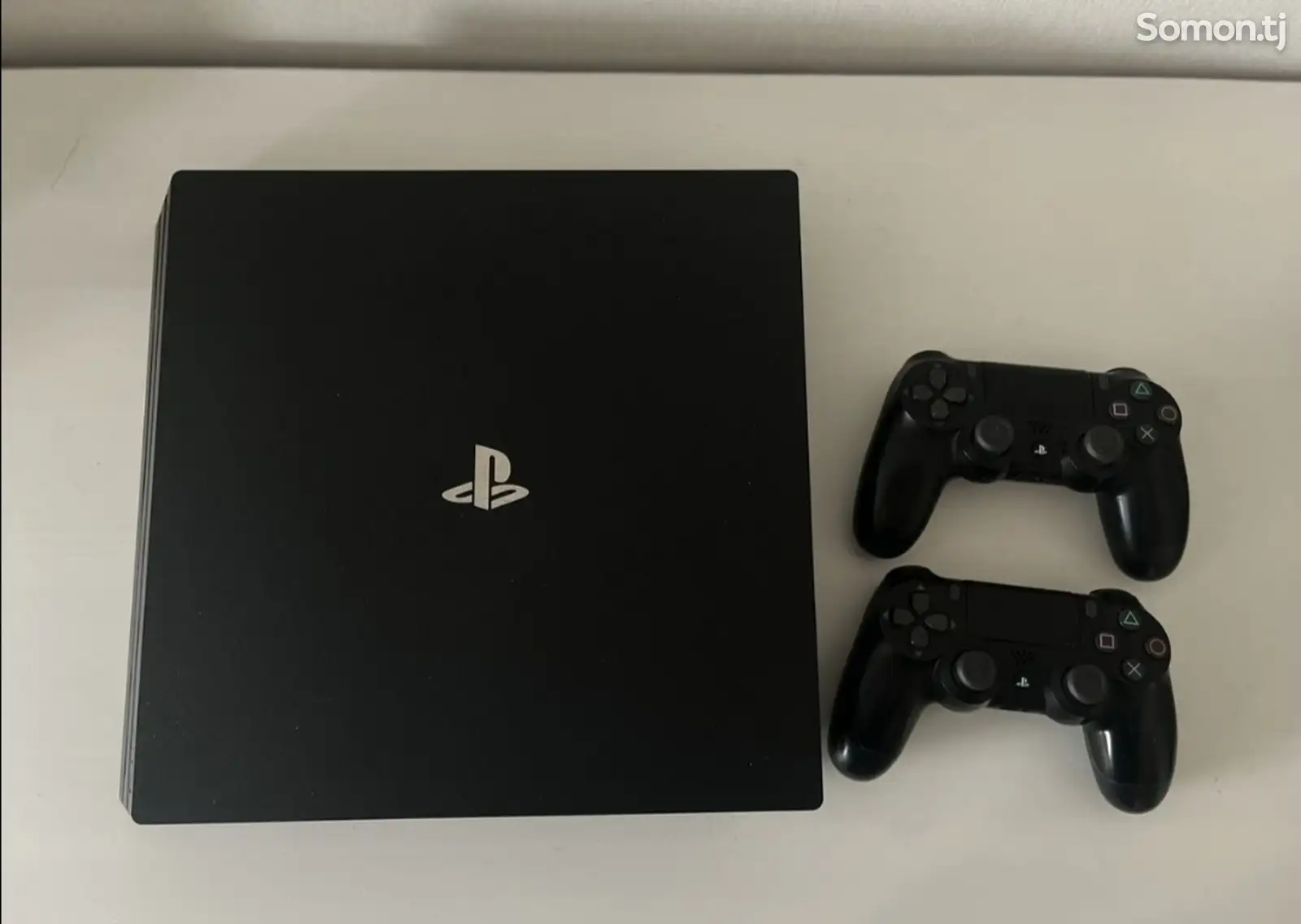 Игровая приставка Sony Playstation 4 Pro 1 TRB-1