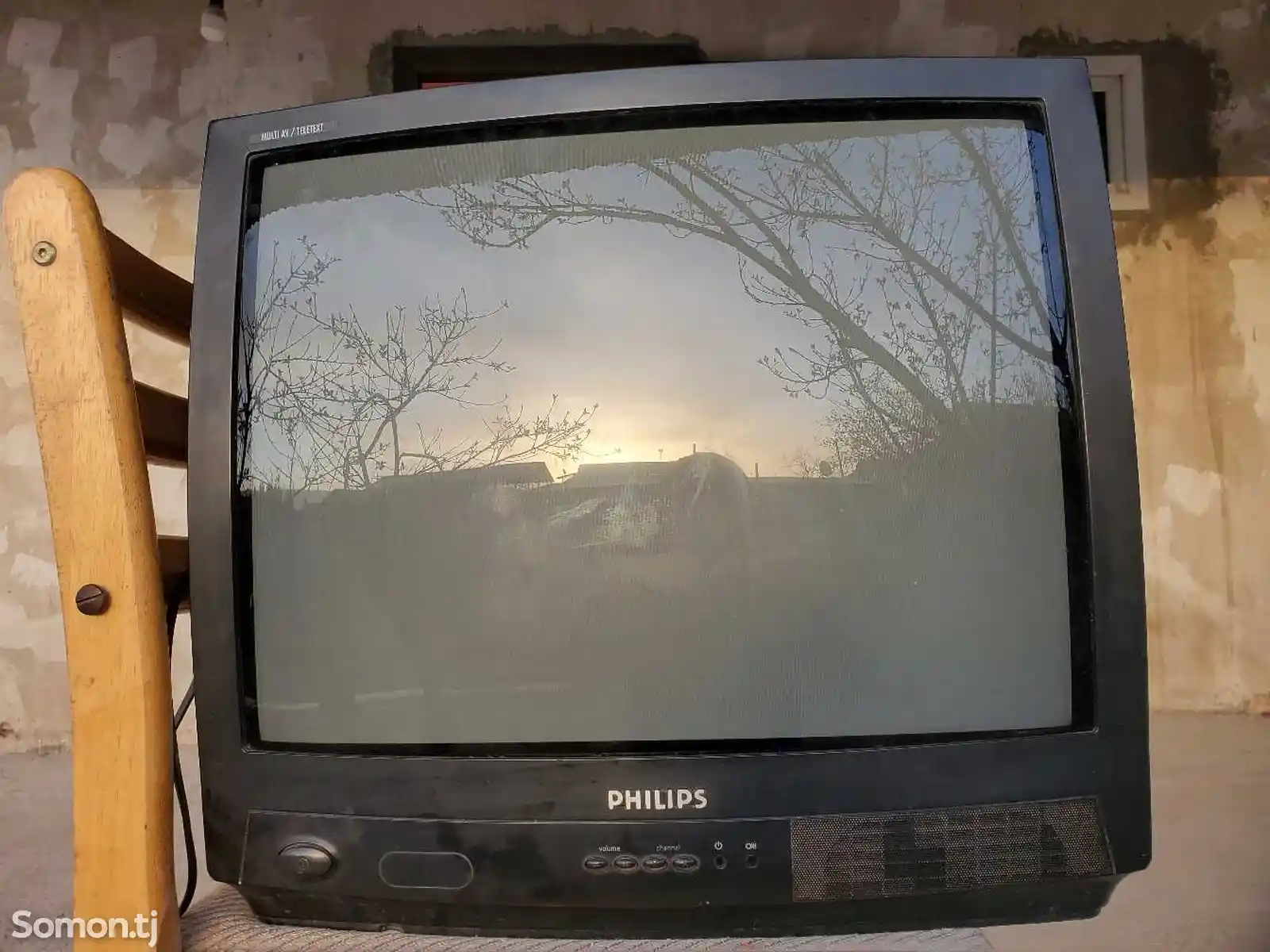 Телевизор Phillips-1