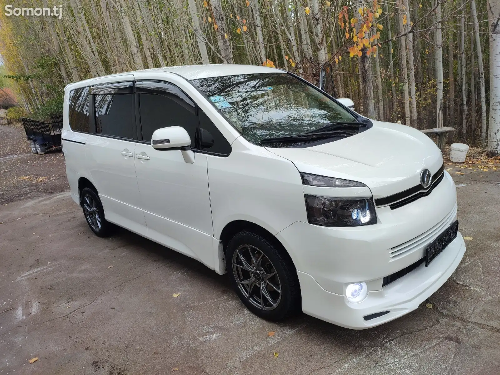 Toyota Voxy, 2008-1