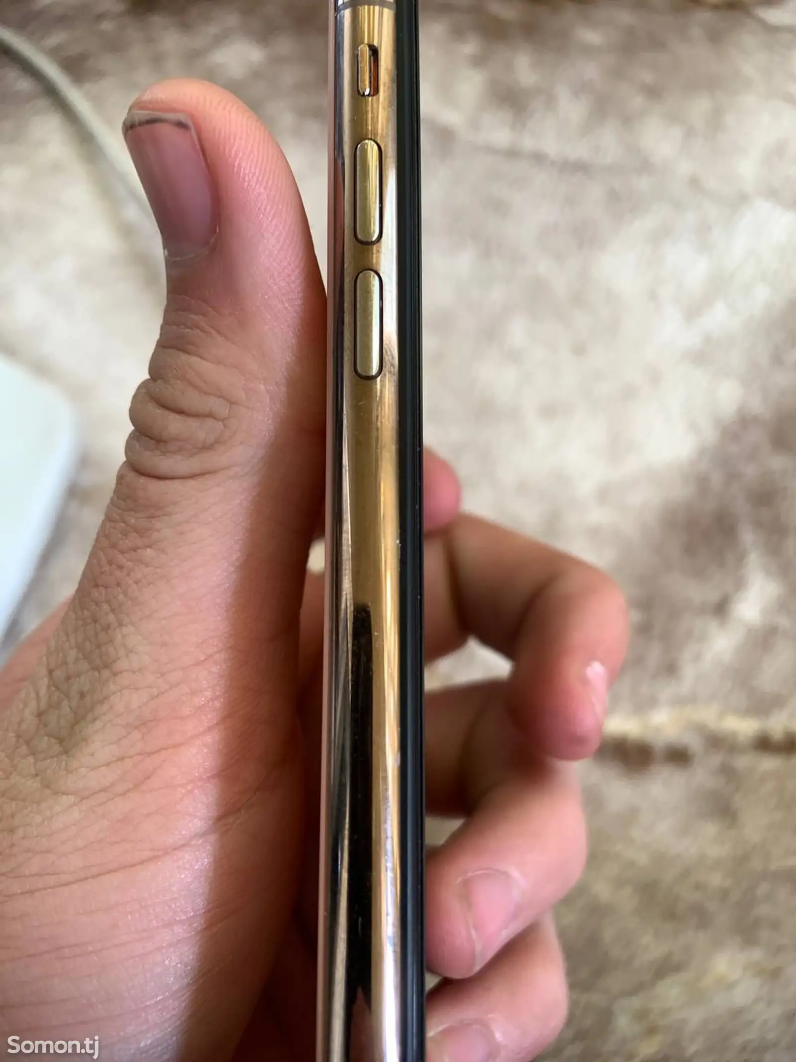 Apple iPhone Xs, 64 gb, Gold-1