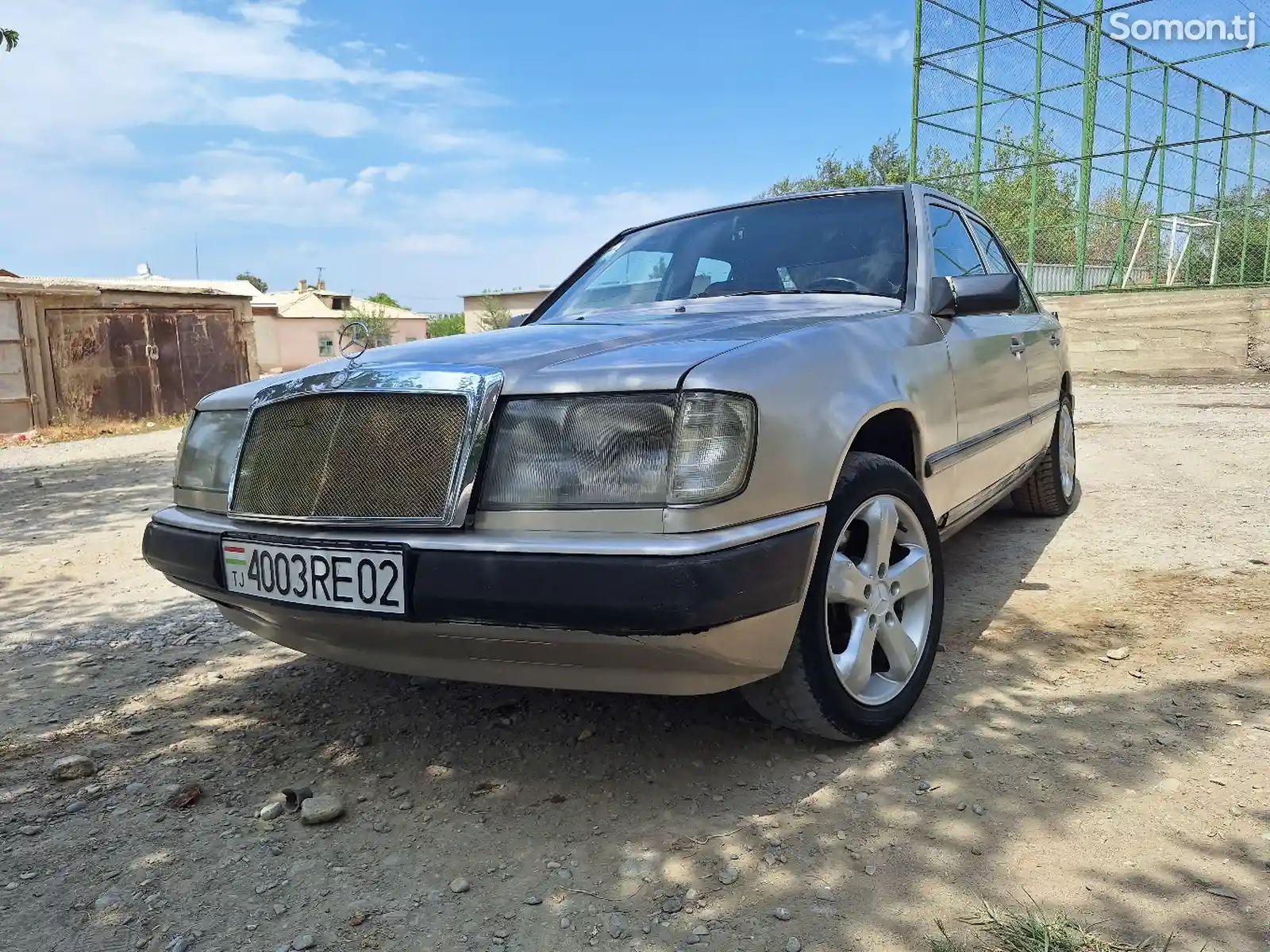 Mercedes-Benz W124, 1989-6