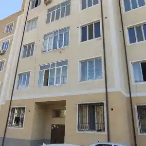 2-комн. квартира, 1 этаж, 48 м², 12 мкр