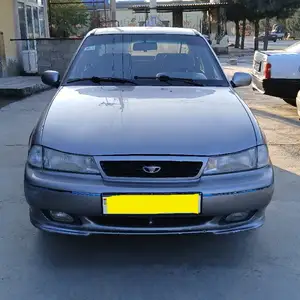 Daewoo Nexia, 1996