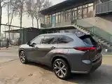 Toyota Highlander, 2021-5