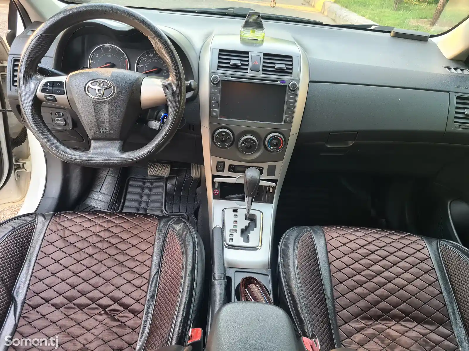 Toyota Corolla, 2011-11