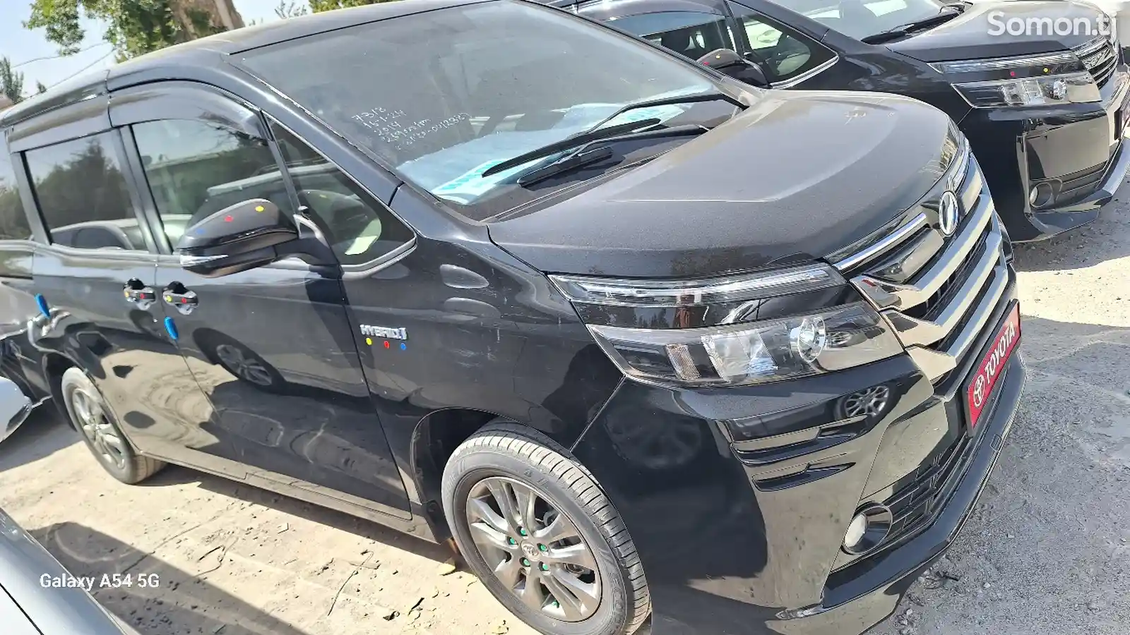 Toyota Voxy, 2014-4